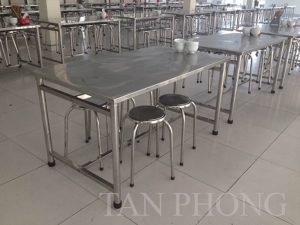 Bàn ăn công nghiệp Inox